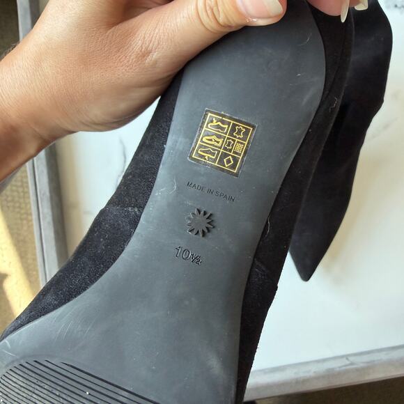 Stuart Weitzman Power Booties 75 in Black Suede Size 10.5 - Picture 9 of 10